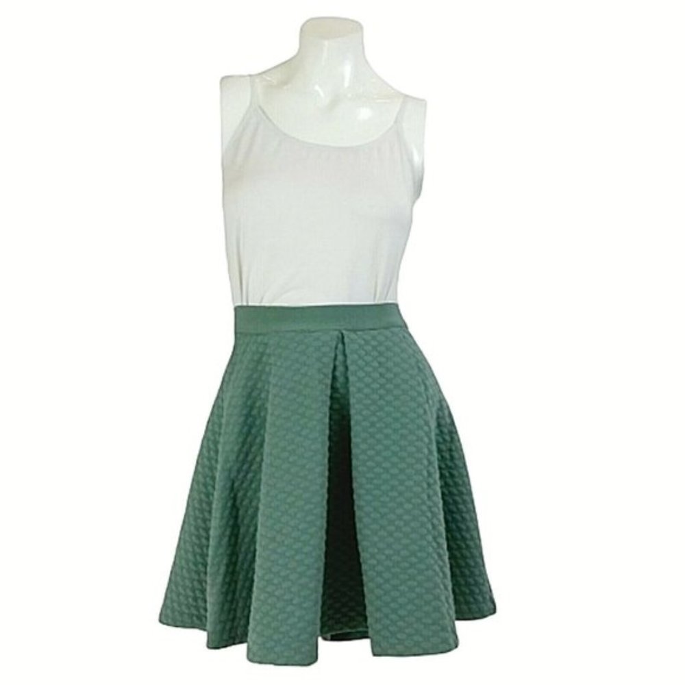 H&M Green Soft & Textured Pleated Skater Skirt